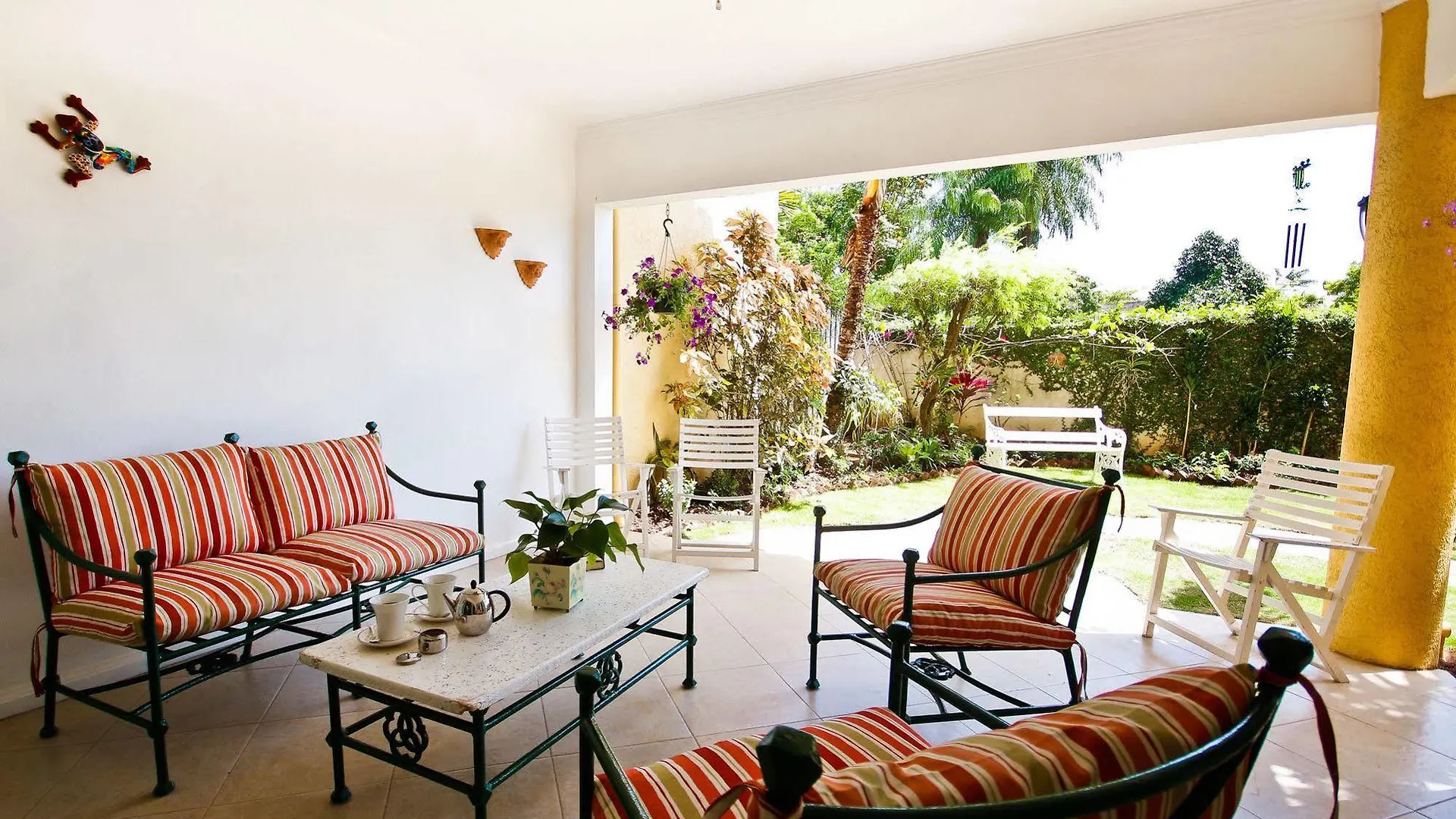 קינגסטון Exquisite Guest Apartments Cattleya